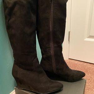 Nine West zip up boots